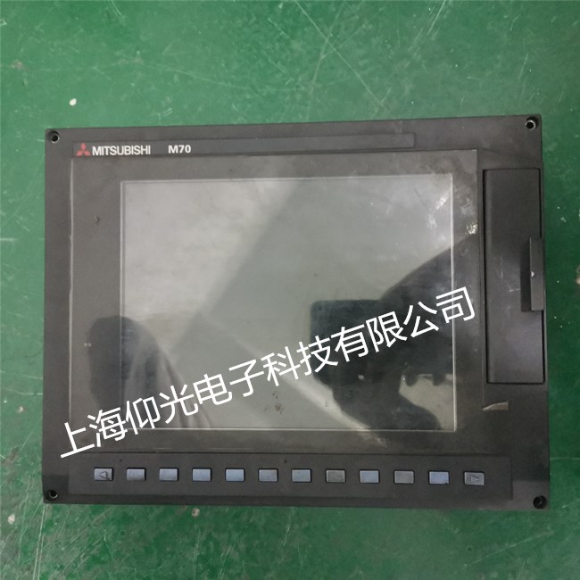 三菱m70系统FCA70P-2AV屏幕维修公司