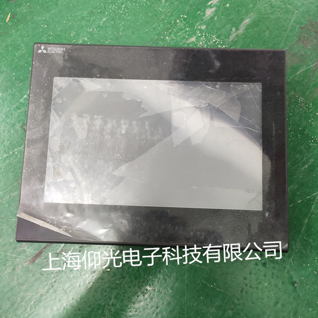 三菱触摸屏玻璃碎维修GS2110-WTBD外屏碎 当天好