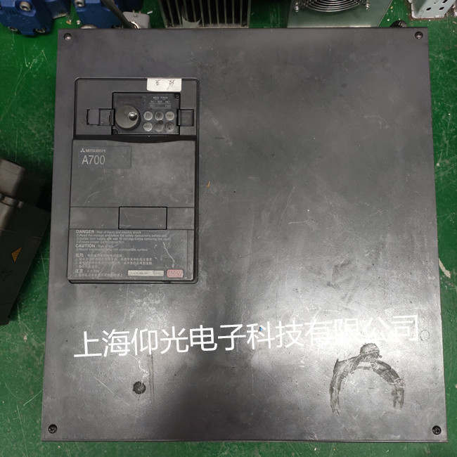 A700ϵбƵά޳ FR-A740-45K-CHT 45kwoc