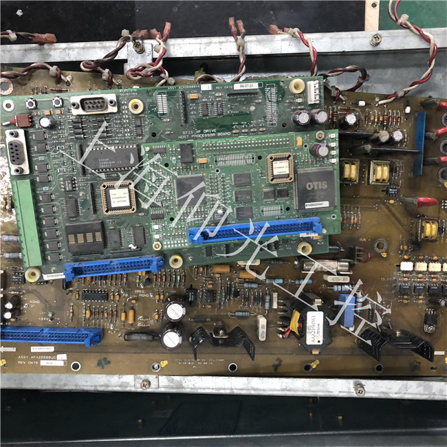 电动汽车充电站逆变器的常见故障排除方法