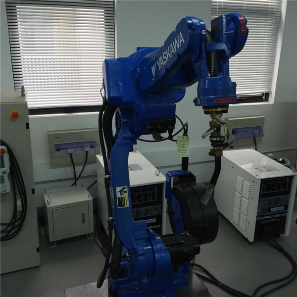 日本安川喷涂机器人MPX3500维修