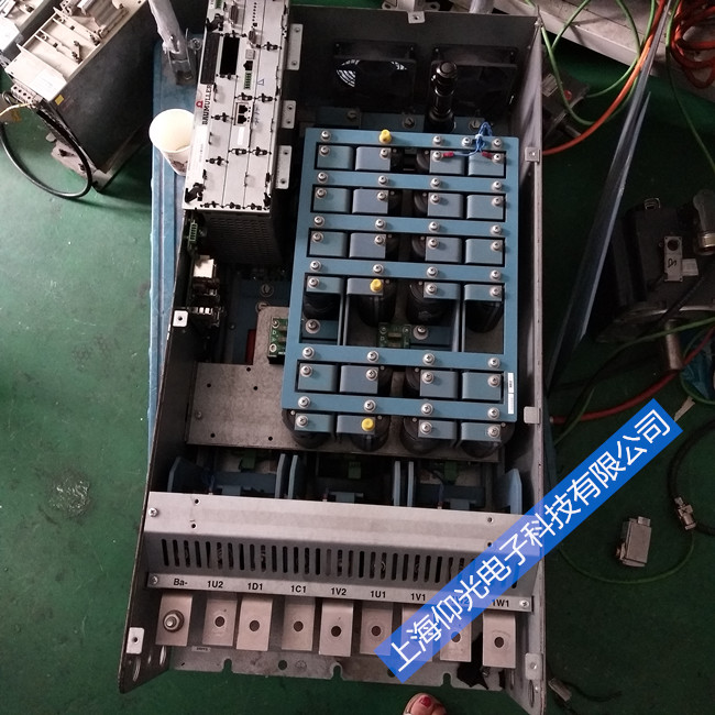 上海鲍米勒Baumuller伺服器伺服驱动器无显示故障维修电话
