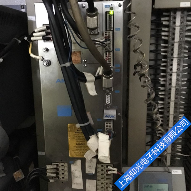 专业维修AMK伺服驱动器/通电就报警