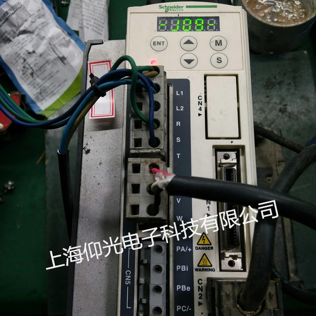 施耐德伺服驱动器输出端故障维修价格
