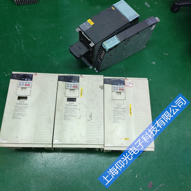 水处理变频器维修,三菱变频器显示报警代码修理