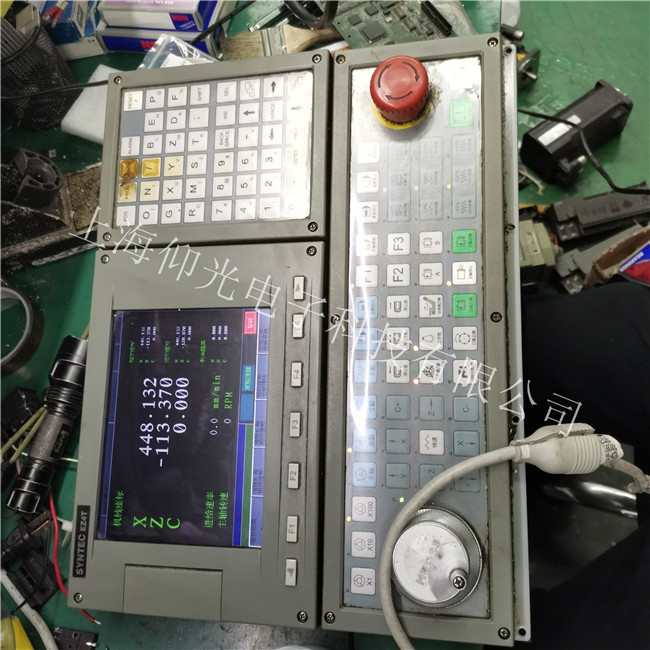 新时代数控机床伺服控制器操作面板故障维修