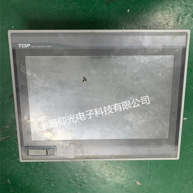 经编机机M2I触摸屏维修 XT0P10TW-UD黑屏死机故障快速维修