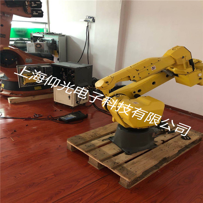 史陶比尔Staubli工业机械手开启电源而工控机没有反应