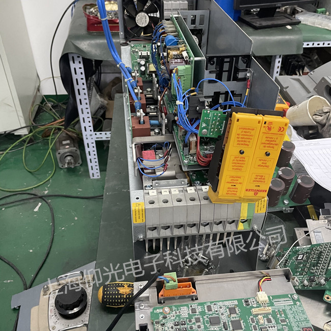 鲍米勒伺服驱动器过流维修BM4544-SI1-01M00S01报警代码讲解