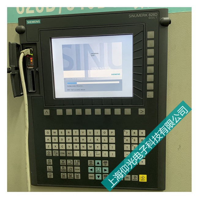 西门子802DSL数控系统维修6FC5370-0AA00-3AA0开机黑屏维修