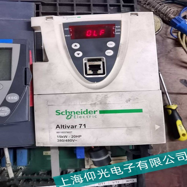 常熟Schneider施耐德ATV61HU15N4Z变频器电压报警故障维修