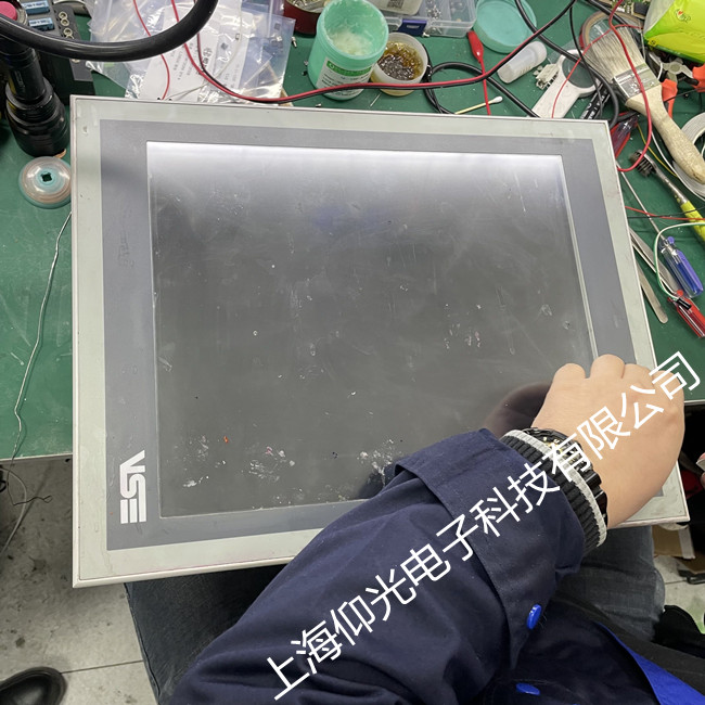 意萨触摸屏维修 IT104T0101常见故障修理