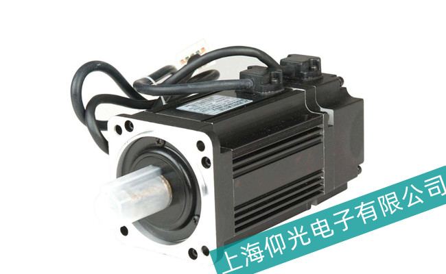 福建伦茨E82EV113-4B伺服电机突然停机故障维修