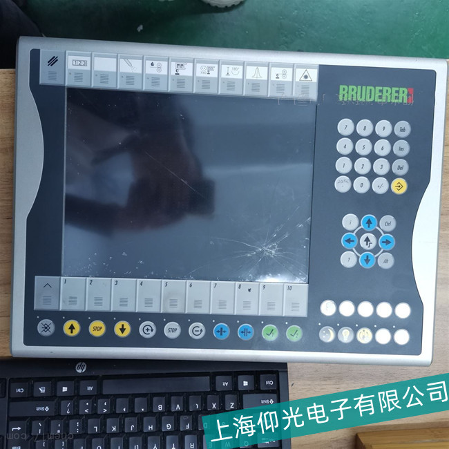 进口倍福触摸屏花屏黑屏维修维护