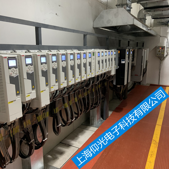 浦西ABB变频器维修ACS800-17-0440-7报错2330维修电话