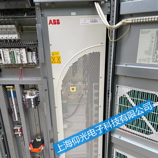 abb变频器温度报警维修ACS800-17-0400-5报警显示FF8E修理