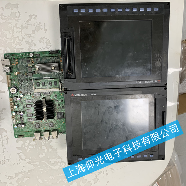 三菱数控系统屏维修FCU6-DUN22黑屏故障维修