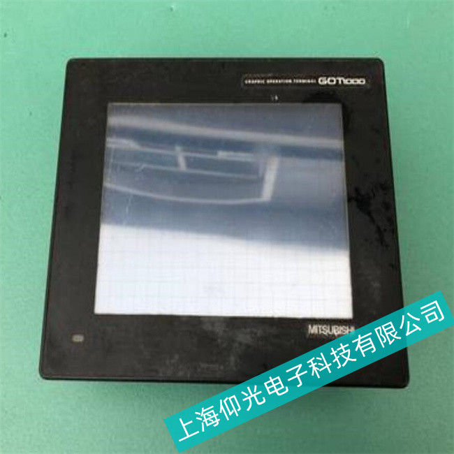 汽车工业Mitsubishi工控机//三菱触摸A985GOT-TBA-V维修上电烧保险维修方法