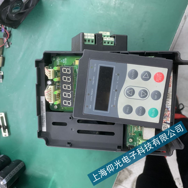 汇川MD300系列变频器F0、F1故障代码维修地址