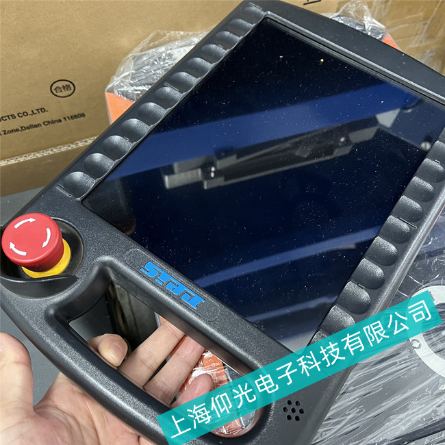 奉贤区浇注机徕斯REIS机器人示教器主板内部有断线芯片级维修