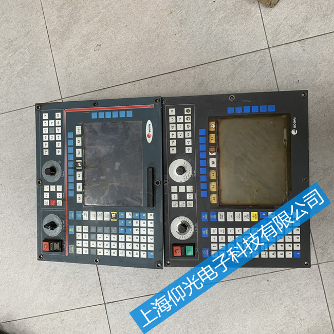 发格数控系统CNC8037-M上电无显示故障维修
