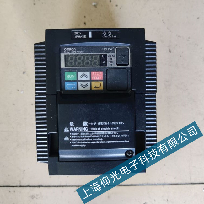 机械制造欧姆龙变频器3G3RX2系列报警LV维修