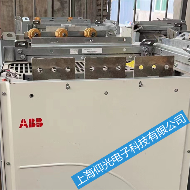 压瓦机使用的ABB变频器ACS510-01-125A-4功率55Kw故障报警F0010维修案例