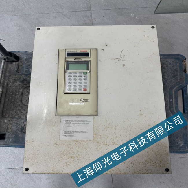 三菱变频器FR-A200系列电动机短路报SCF故障代码维修