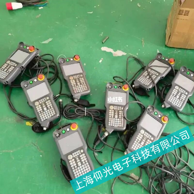 流水线生产安川弧焊机器人示教器使用注意事项