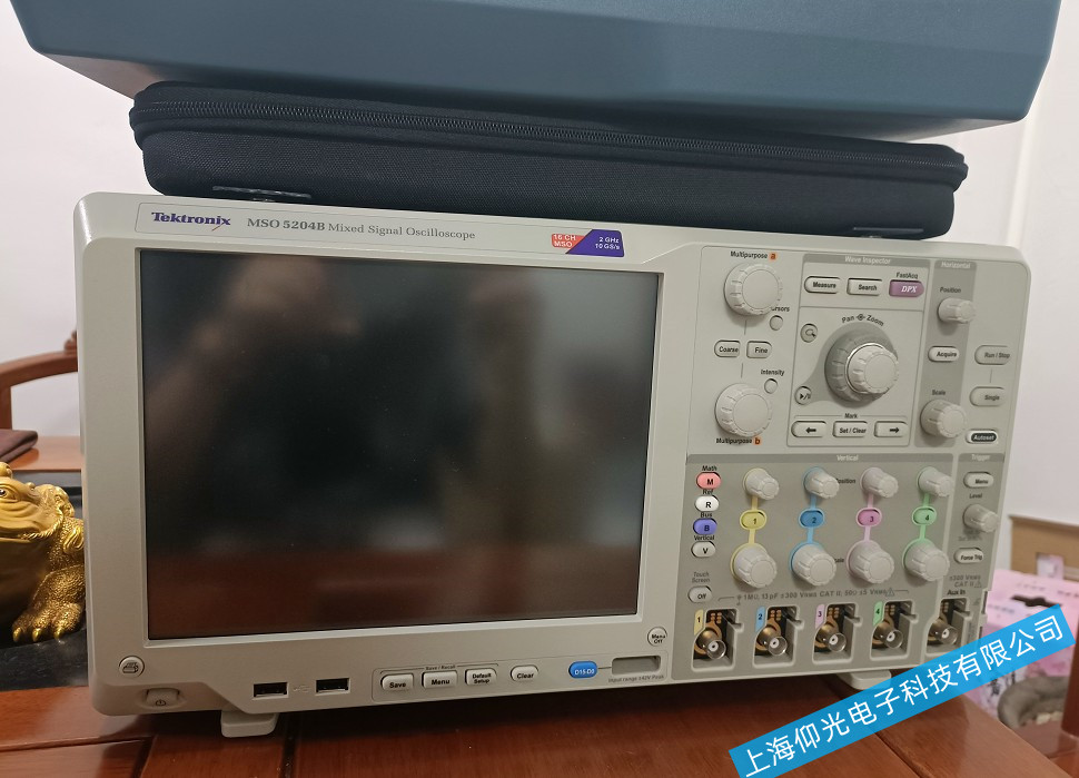 泰克示波器-MSO5024出现黑屏怎么维修的-当天可修好