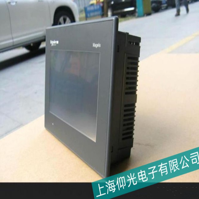 Schneider施耐德触摸屏高温死机故障维修选择很重要