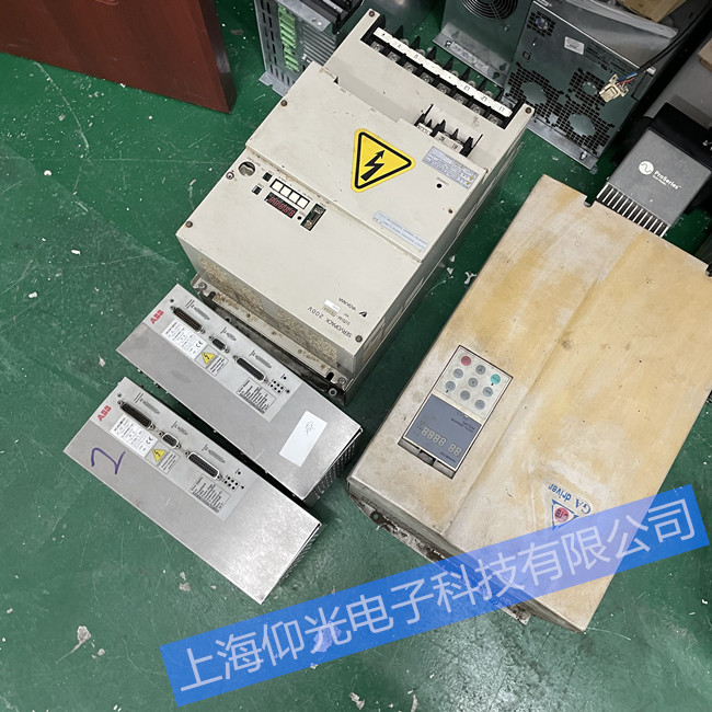 ABB伺服驱动器通电报警10024维修讲解仰光