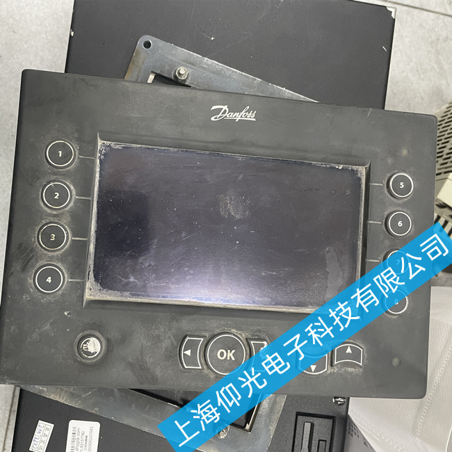上海丹佛斯工控机显示屏维修 DP610LX-10-02-06-02-04-04花屏故障