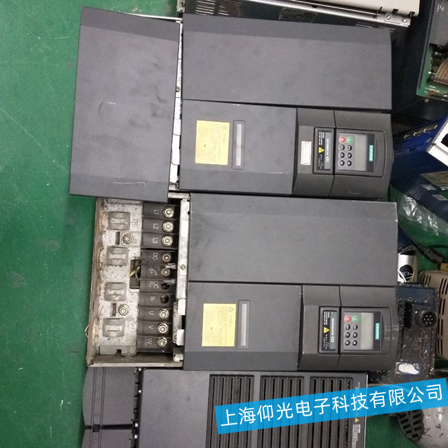 变频器常见恒速中过流等故障如何维修处理?