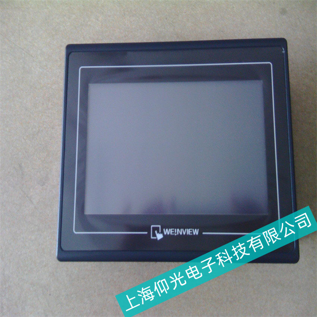 威纶通触摸屏MT8102IQ屏幕有竖纹使用维修注意事项