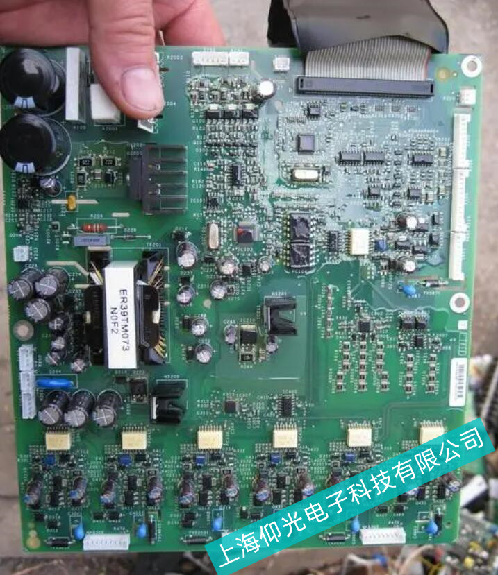 河南施耐德工控机140系列高压板故障维修-仰光专业维修