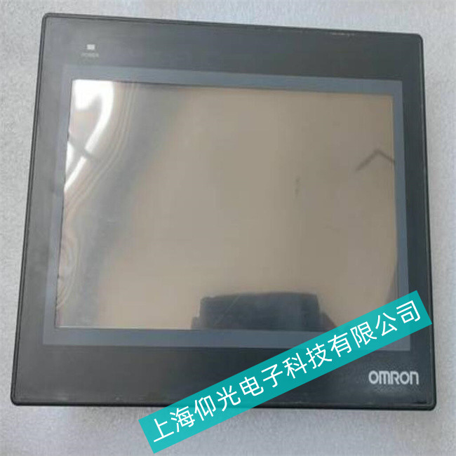 杭州欧姆龙工控机显示屏出现多条纹维修预算多少(值得收藏)