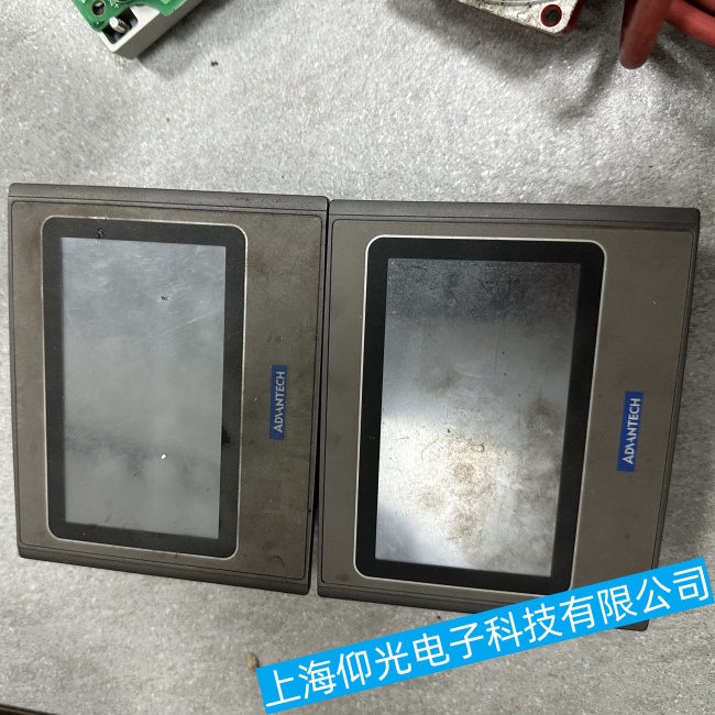 东莞研华触摸屏W0P-2040T-S1AE开不了机故障维修推荐厂家
