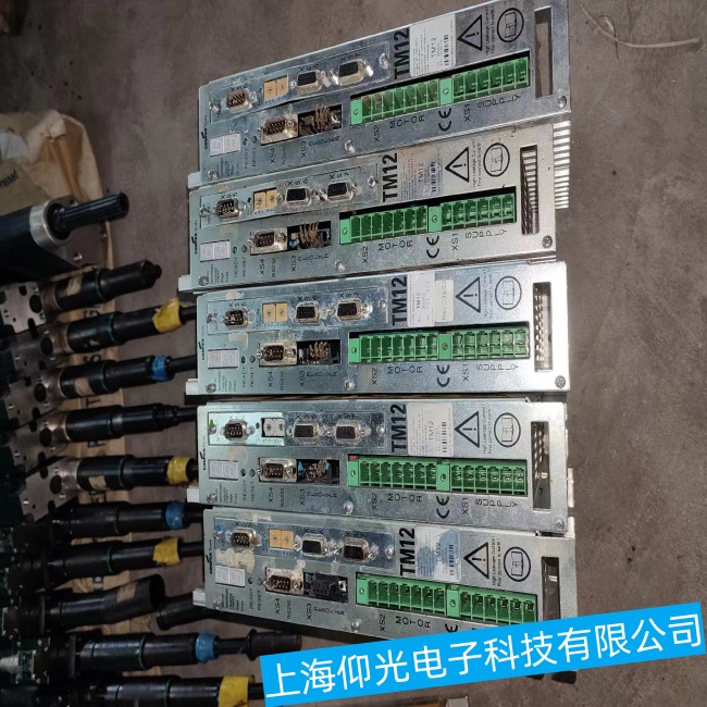 丹尼克尔拧紧控制器m-Pro-400SE显示屏工作正常但无法启动故障维修说明