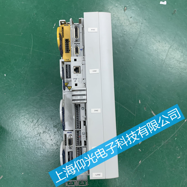 lenze伦茨9300系列伺服驱动器指示灯闪烁故障维修方法