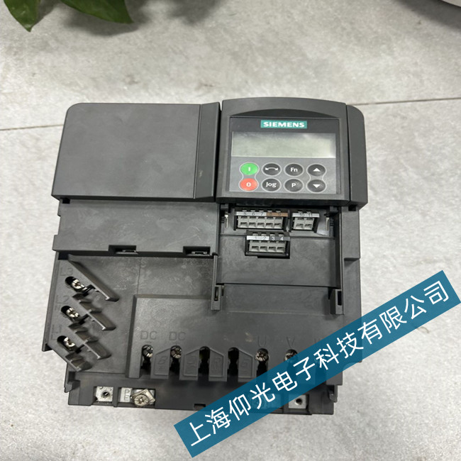 昆山西门子变频器开机报故障代码维修-免费检测