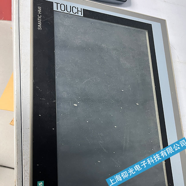 西安西门子TP1200触摸屏的黑屏故障及其可能的解决方案
