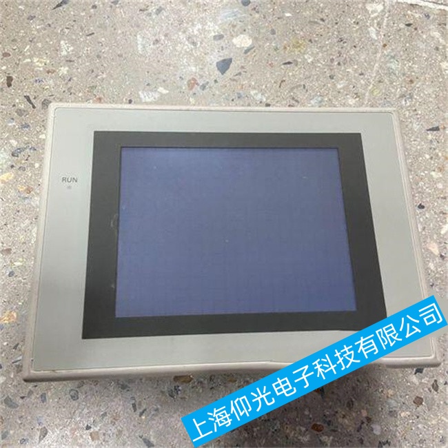 西安欧姆龙工控机NX1P2-9024DT上电后出现黑屏无显示故障维修处