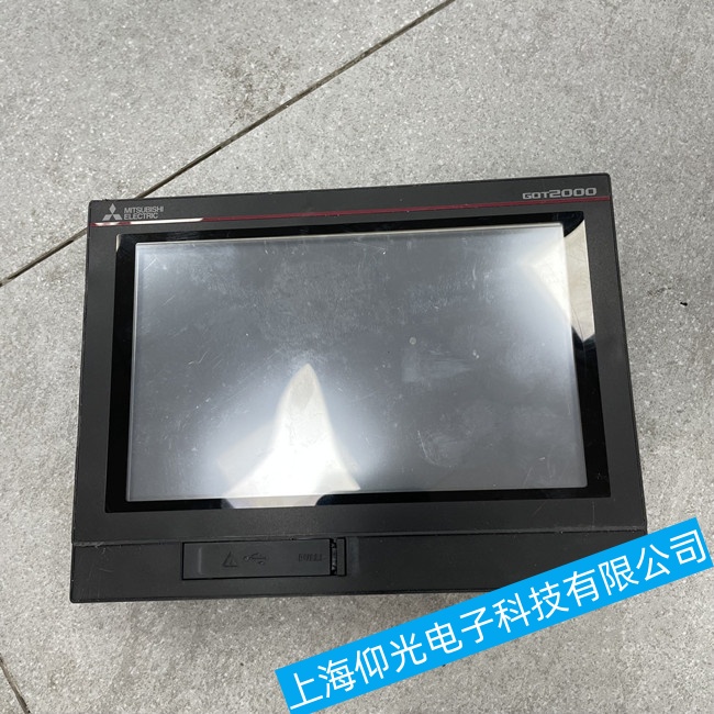 惠州三菱触摸屏GT1575系列无法进入操作系统界面故障维修服务点