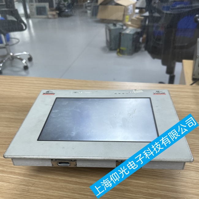 顺德UNIOP触摸屏eTOP05出现有显示但无输出故障维修厂家