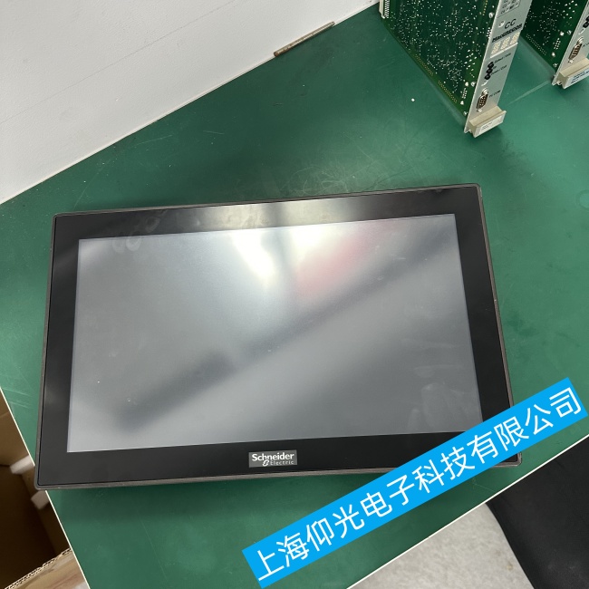 天津施耐德触摸屏HMIPSOS752D1W01画面无法转换故障维修售后点