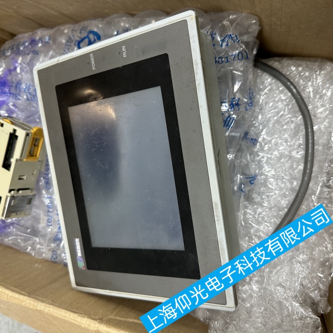 无锡斯美特触摸屏GD17n-BST2E-C0开机走一半不动故障维修机构