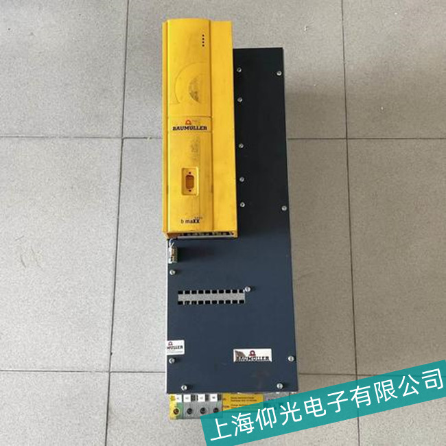 针对苞米勒驱动器上电无显示故障的专业维修