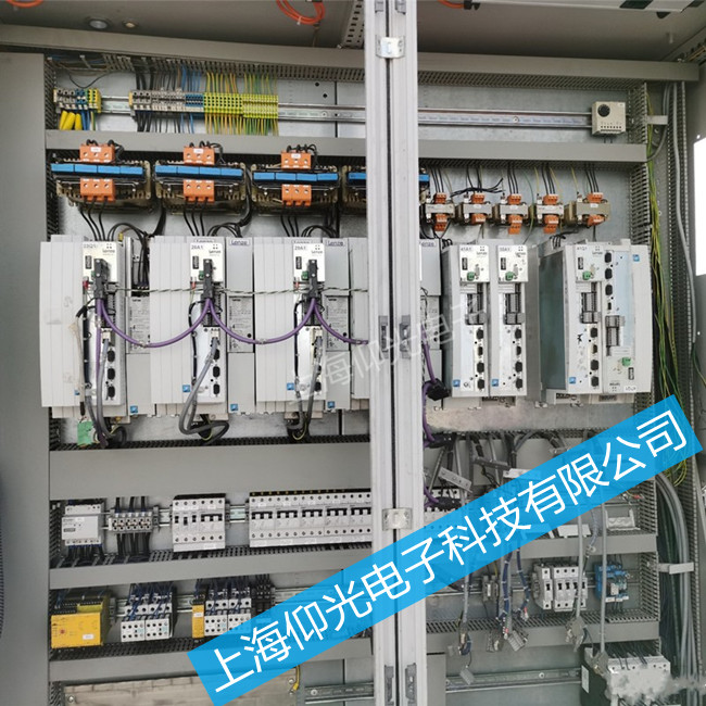 伦茨驱动器维修EVF8221-E 开机就报警显示Sd5故障维修方法