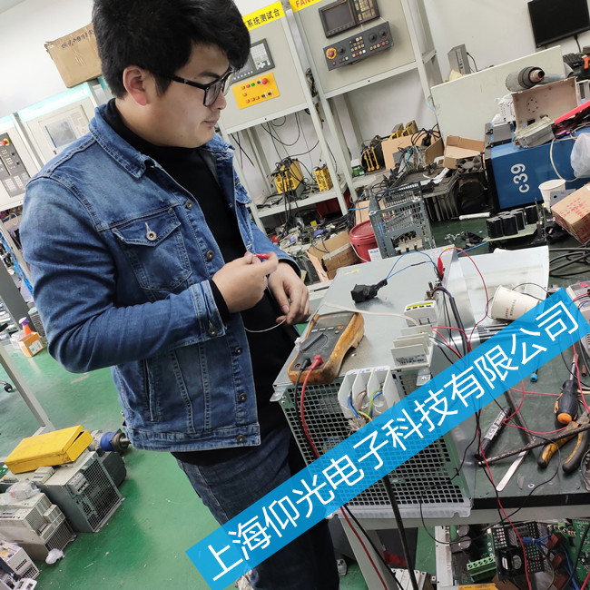 Rexroth力士乐DKC伺服驱动器显示报警代码F2816维修